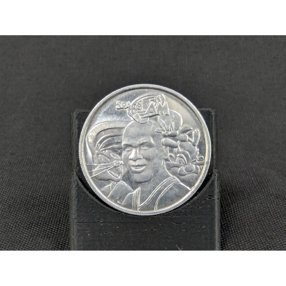 Vintage Space Jam Michael Jordan Looney Tunes Commemorative Coin Monstars 1.5"